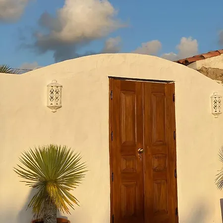 Casa Tudo Bem Homestay *
